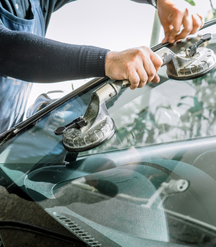 Remplacement de pare-brise automobile par Garage Eychenne